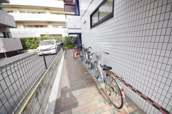 フローレス六番館913729の物件内観写真